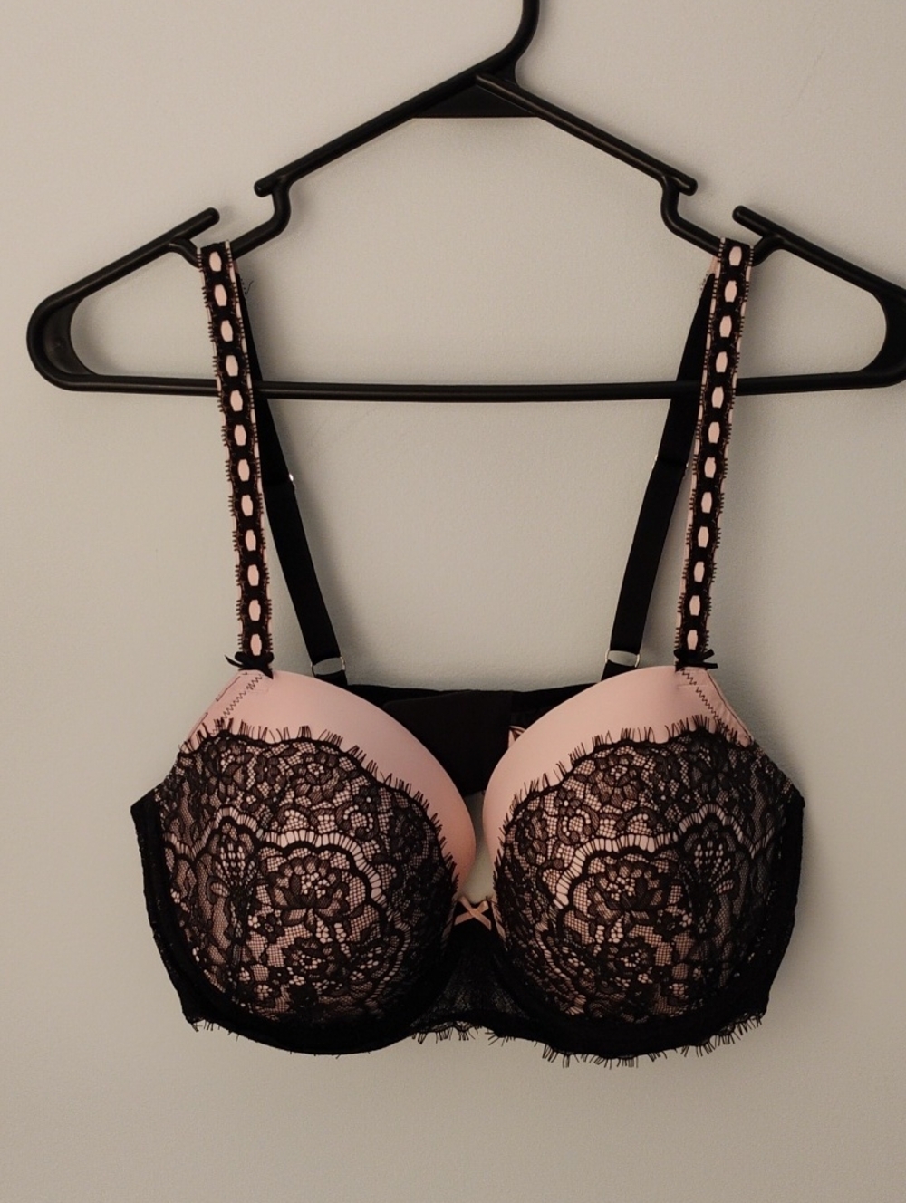 Dream Angels Black Lace Pink Demi Bra Victoria's Secret 36DD Like New